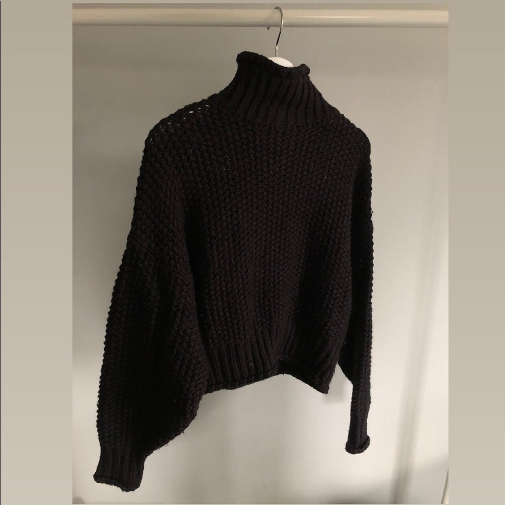 Black Balloon-Sleeve H&M Turtleneck Sweater